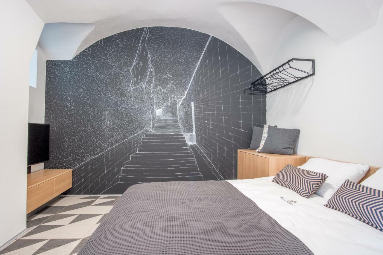 Stella Sky Lägenhet Ljubljana Exteriör bild