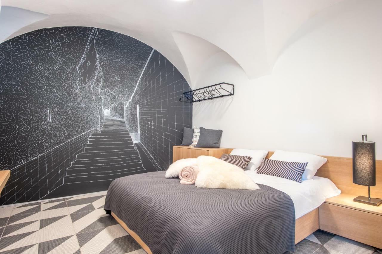 Stella Sky Lägenhet Ljubljana Exteriör bild
