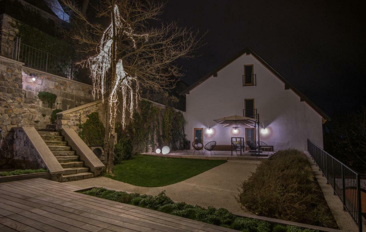 Stella Sky Lägenhet Ljubljana Exteriör bild